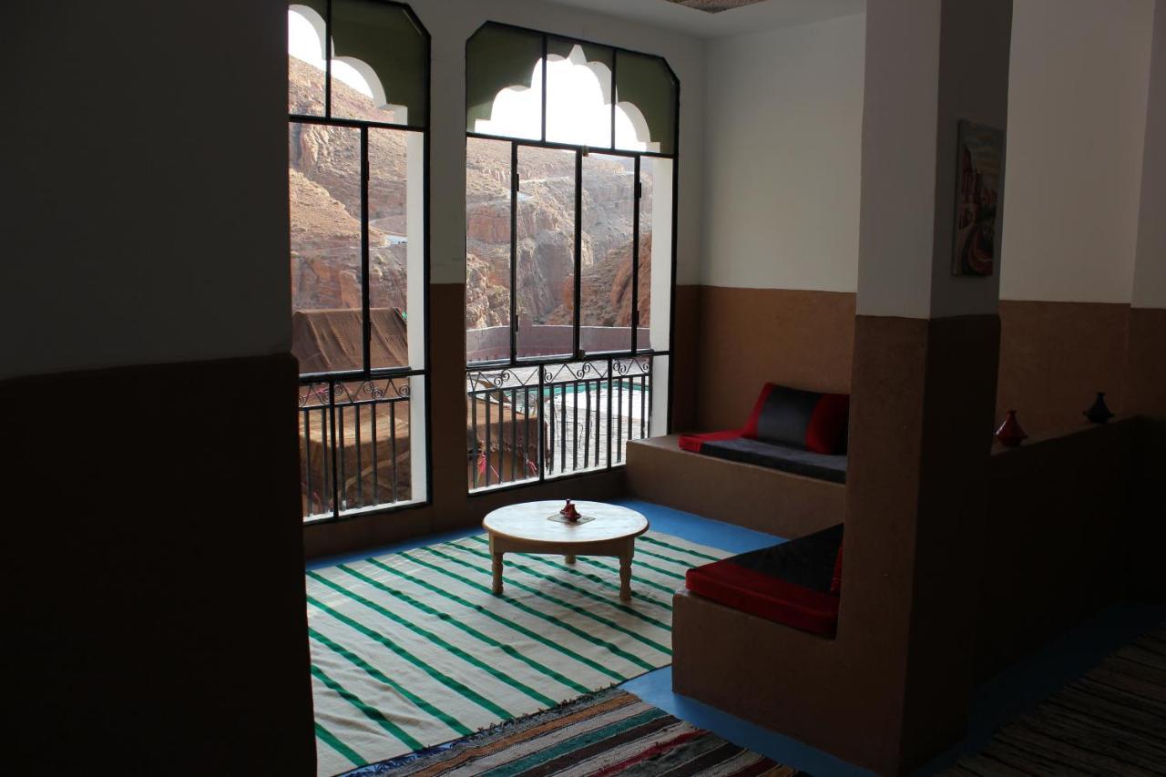 Albergue Kasbah Lucas Akhendachou n'Ait Ouffi Exterior foto